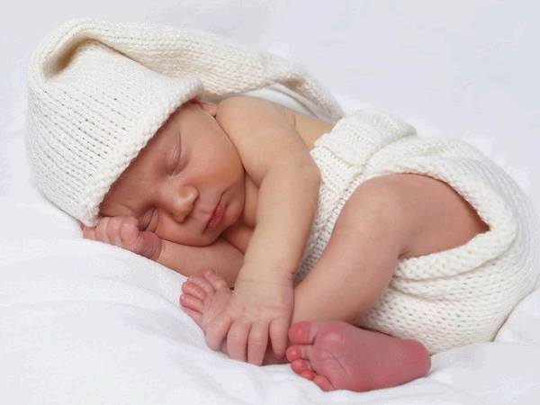 Как уложить младенца спать?