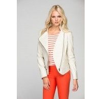 Белая кожаная куртка