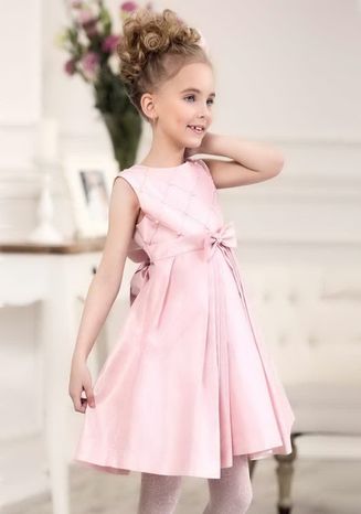 Попросили украсить платье для девочки )))
