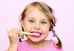 child-brushing-teeth