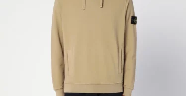 Як правильно обрати одяг Stone Island
