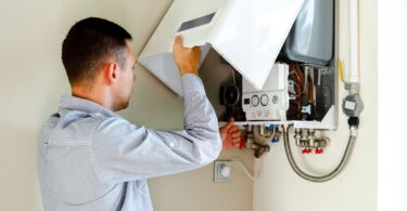 Как выбрать надежный электрический котёл для дома