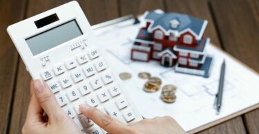 ТОП-5 поганих порад від будівельників-шабашників